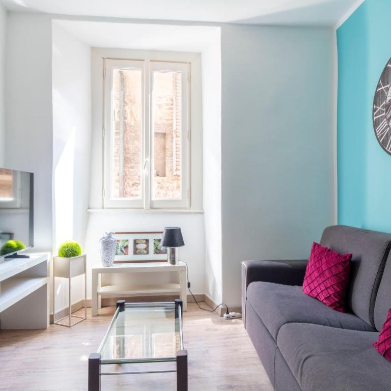 Vitani 30 - Nel cuore del centro storico di Como - Appartamento con 2 Camere da Letto - 32