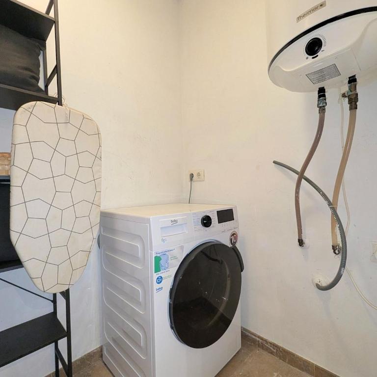 Relax en Lloret con Gym y Piscina by Host&Joy - Appartamento con 1 Camera da Letto - 13
