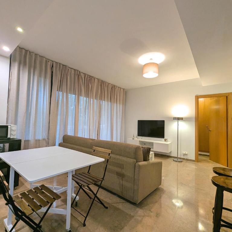 Relax en Lloret con Gym y Piscina by Host&Joy - Appartamento con 1 Camera da Letto - 14