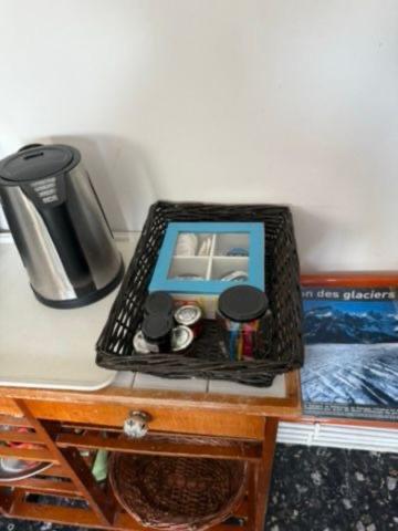 La Terrasse de Béatrice, parking privé gratuit & clim - Appartamento con Terrazza - 10
