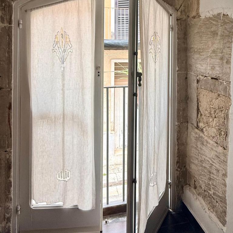 Casa Sogniblei locazione turistica - Camera Matrimoniale con Bagno Privato - 8