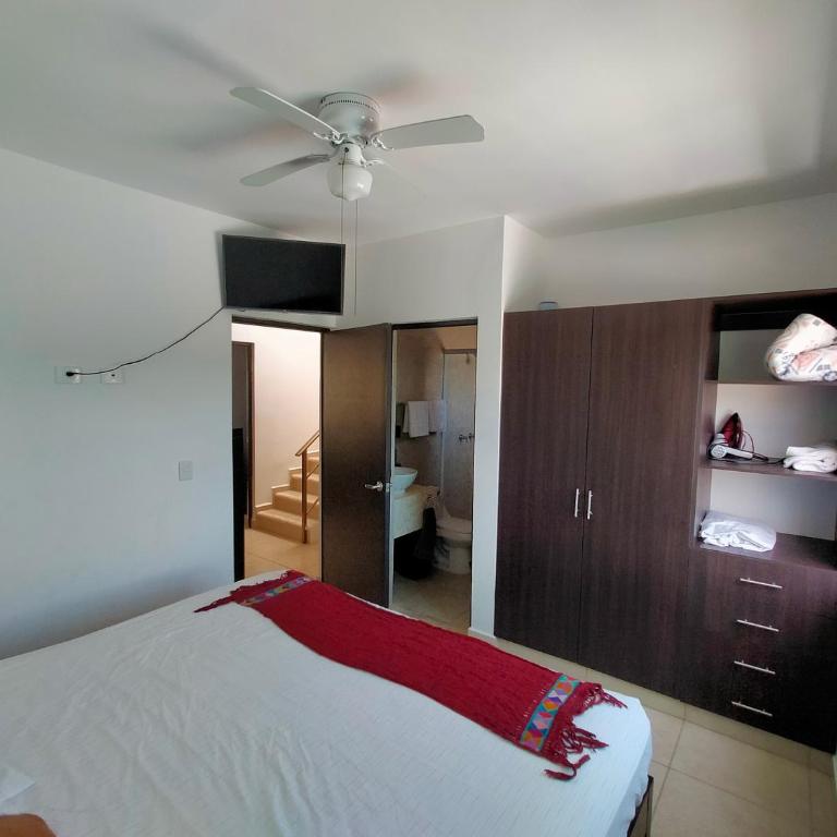 CasaMEXH Lunamar - Despierta, toma café en la 5ta Av, explora Xcaret, experimenta Tulum o algún cenote cercano - Unas vacaciones extraordinarias para tu familia y tus amigos - Three-Bedroom Villa - 16
