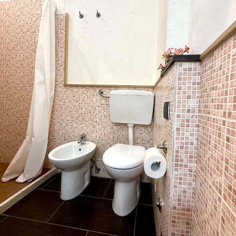 Casa Sogniblei locazione turistica - Camera Tripla con Bagno Privato - 13