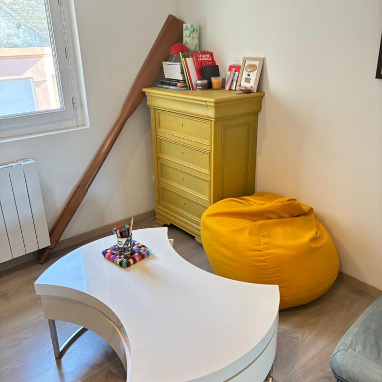 Le Duplex Studio - One-Bedroom Apartment with City View - 5