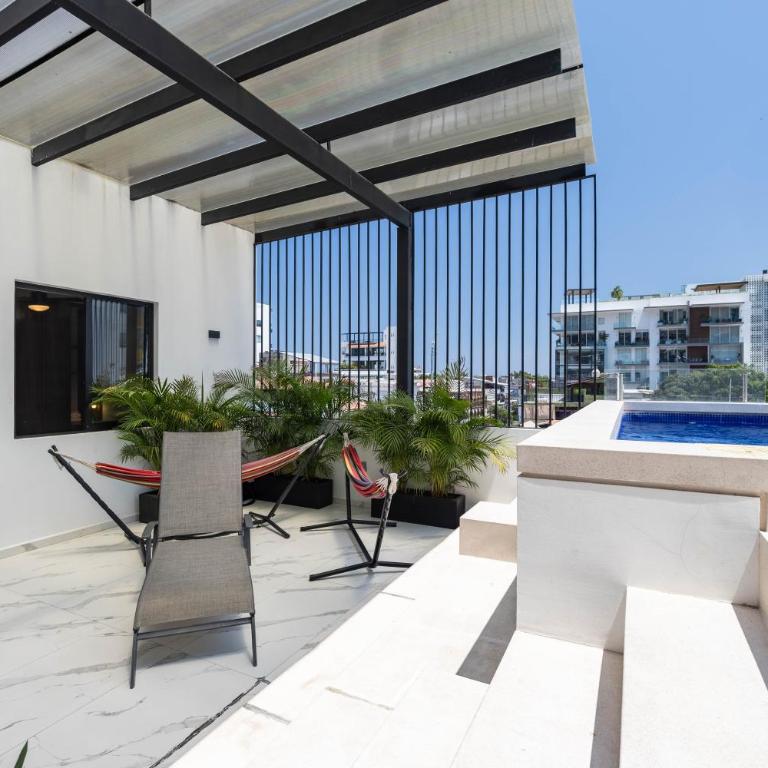 Unit Berengena Romantic Zone - Studio with Balcony - 22