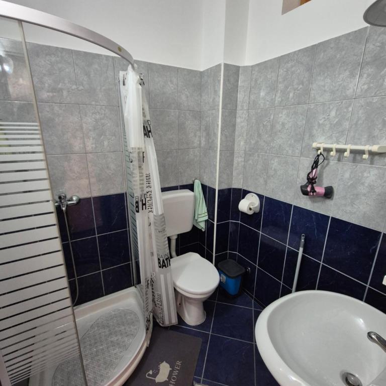 Apartmani MILOVIC - Četvorokrevetna Soba sa Pogledom na More - 4
