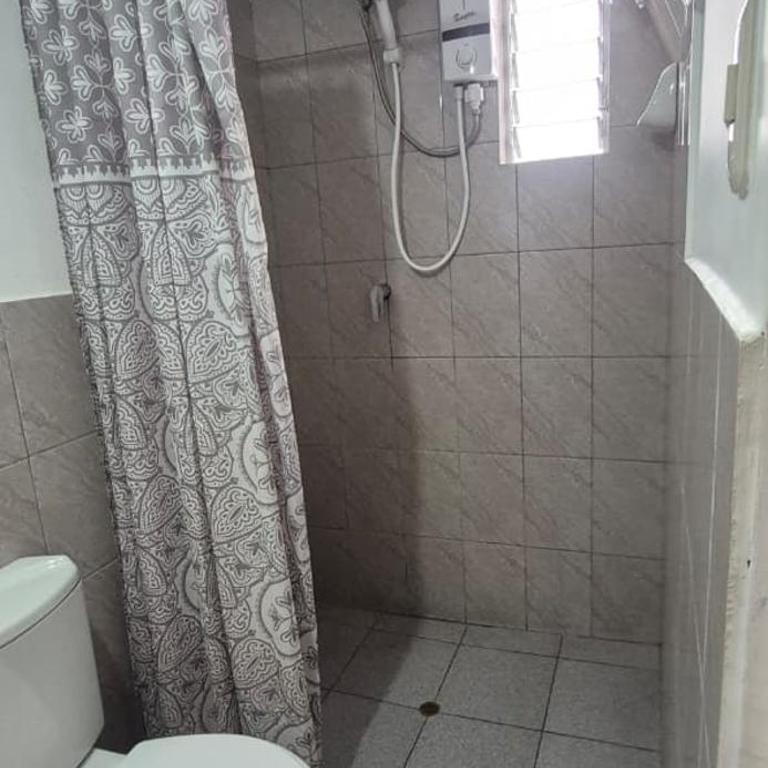 La Casa de Hannah - Family Room with Private Bathroom - 7