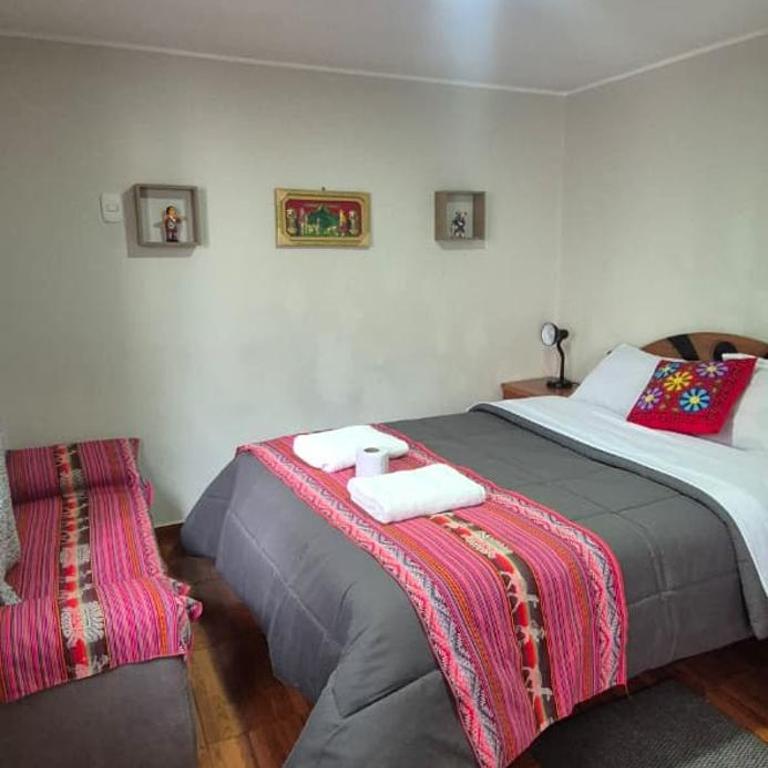 La Casa de Hannah - Family Room with Private Bathroom - 3