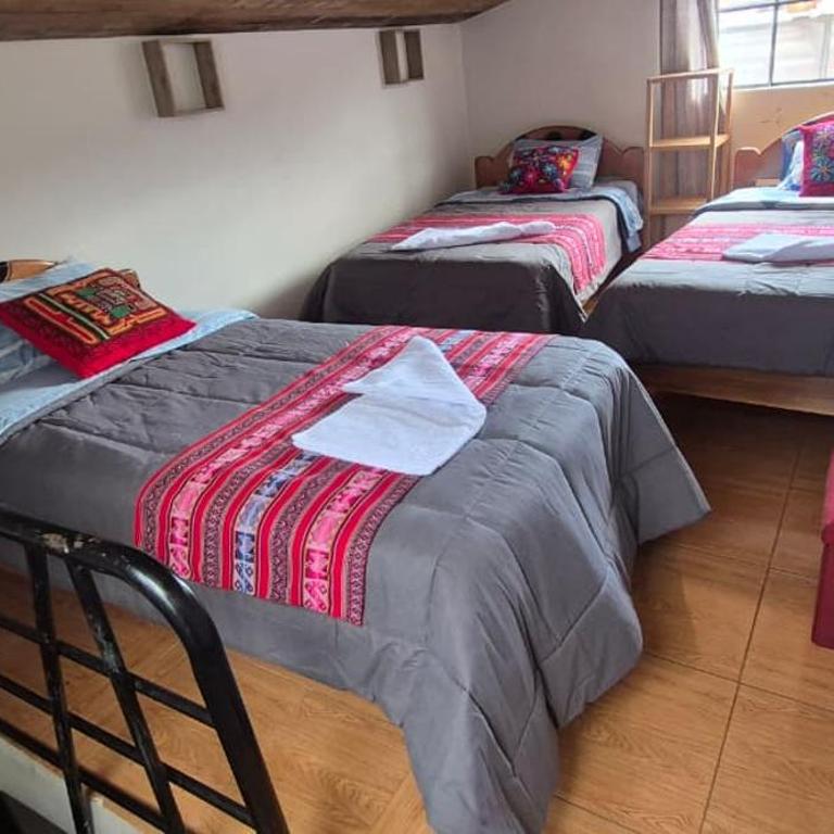 La Casa de Hannah - Family Room with Private Bathroom - 8