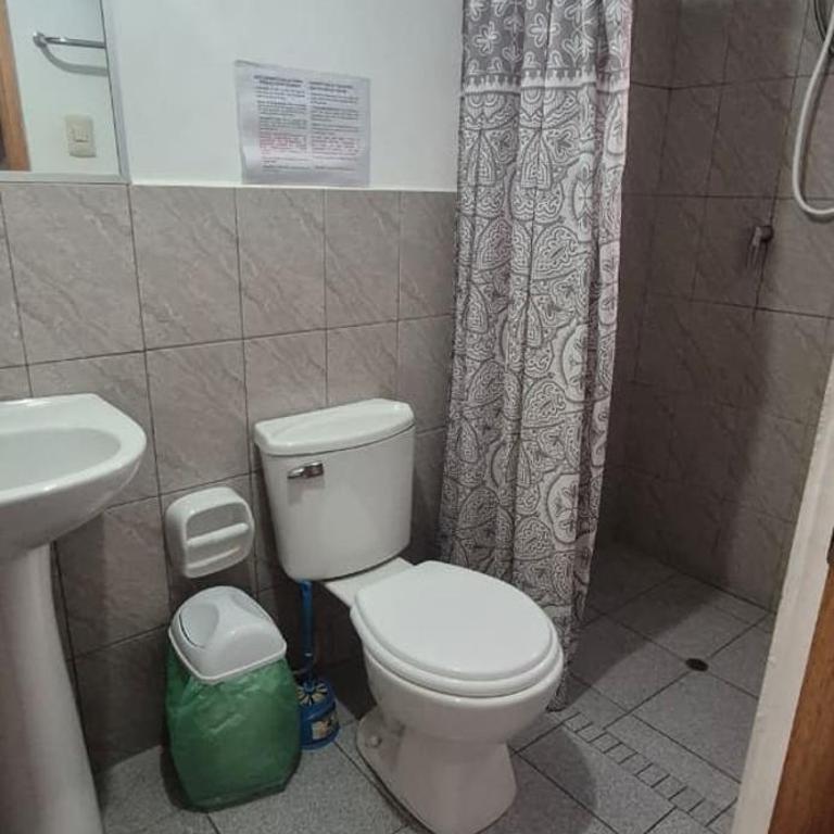 La Casa de Hannah - Family Room with Private Bathroom - 5