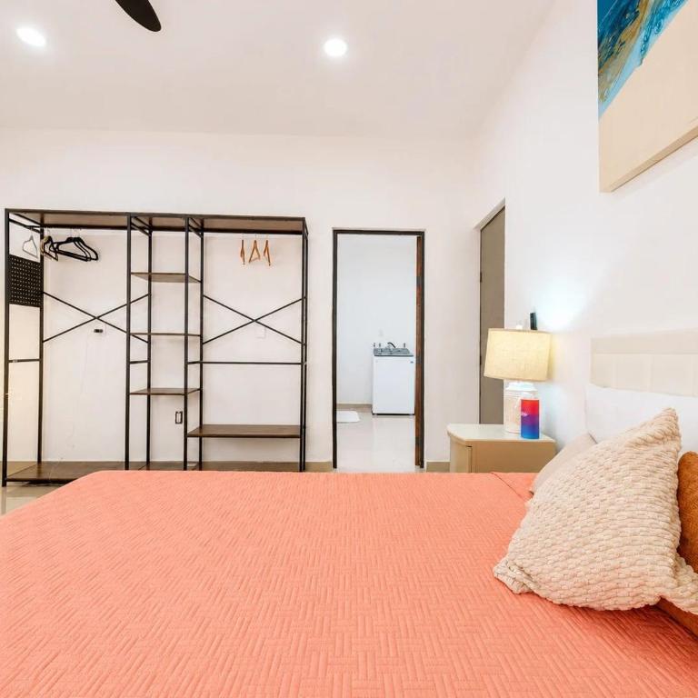 Cozy 2BR Retreat Near Beaches & City Center - Apartamento - 16