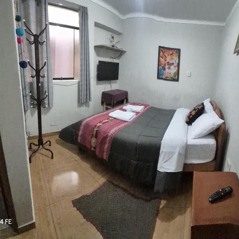 La Casa de Hannah - Double Room with Private Bathroom - 11