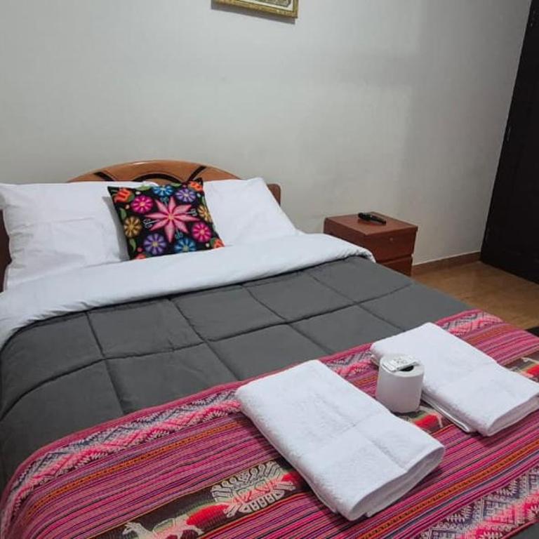 La Casa de Hannah - Double Room with Private Bathroom - 9