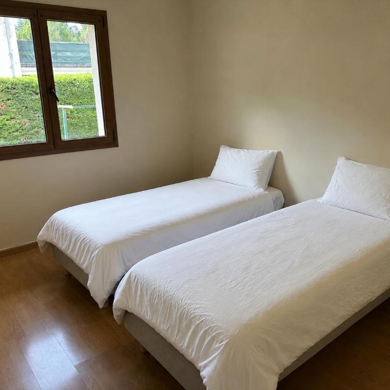 5 bedroom house - swimming pool - jacuzzi - center of town - Chalet - 12