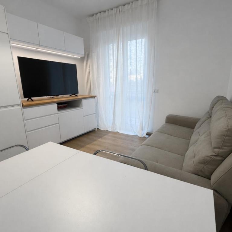 San Siro - Luminous Urban Apartments - Appartamento con 2 Camere da Letto - 3