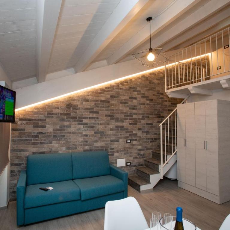 AL 54 Accommodation - Premium - Camera Familiare con Balcone - 4