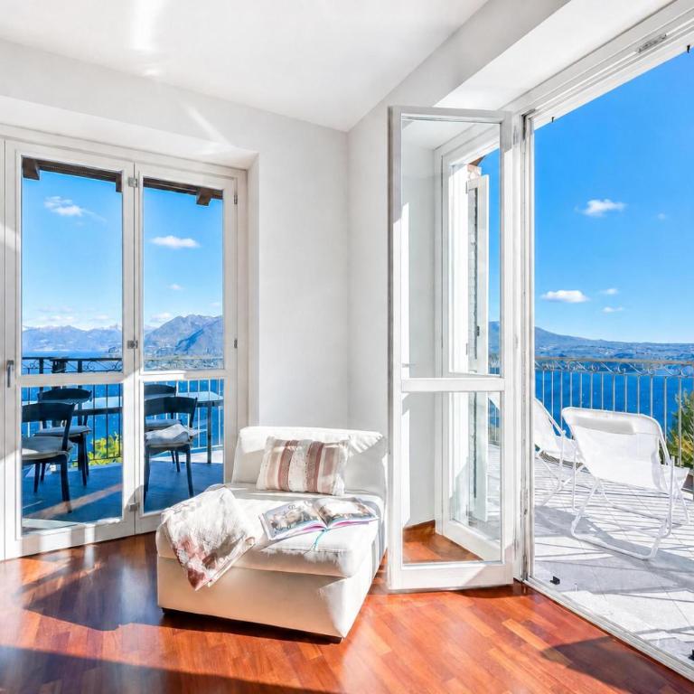 Penthouse The Magnifique View - Happy Rentals - Apartment with Lake View - 1