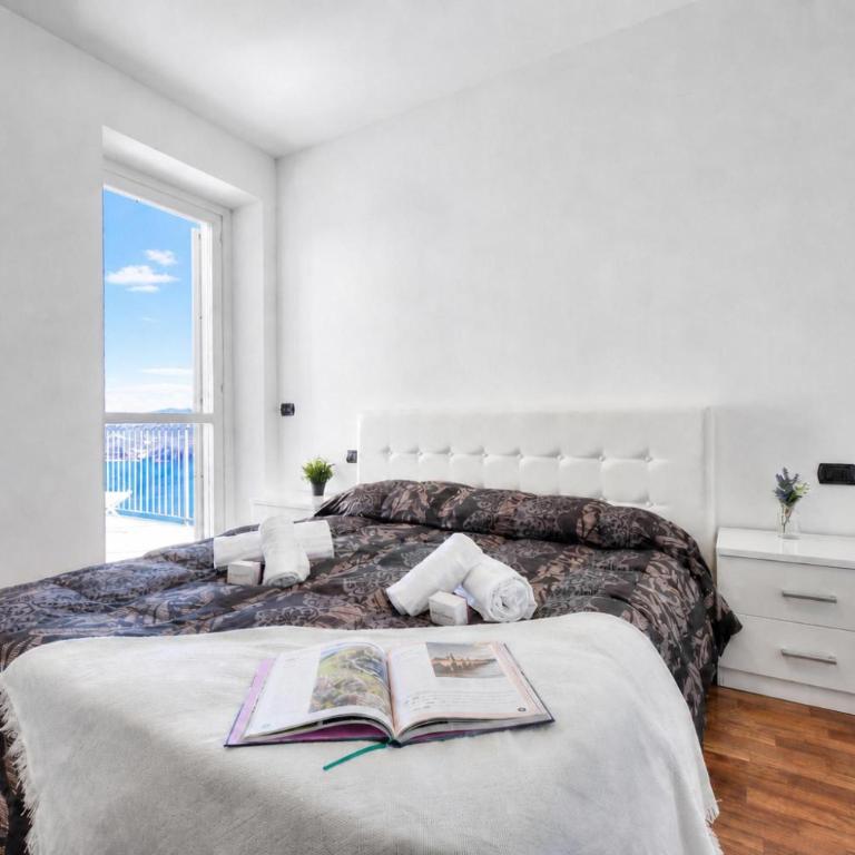 Penthouse The Magnifique View - Happy Rentals - Apartment with Lake View - 6