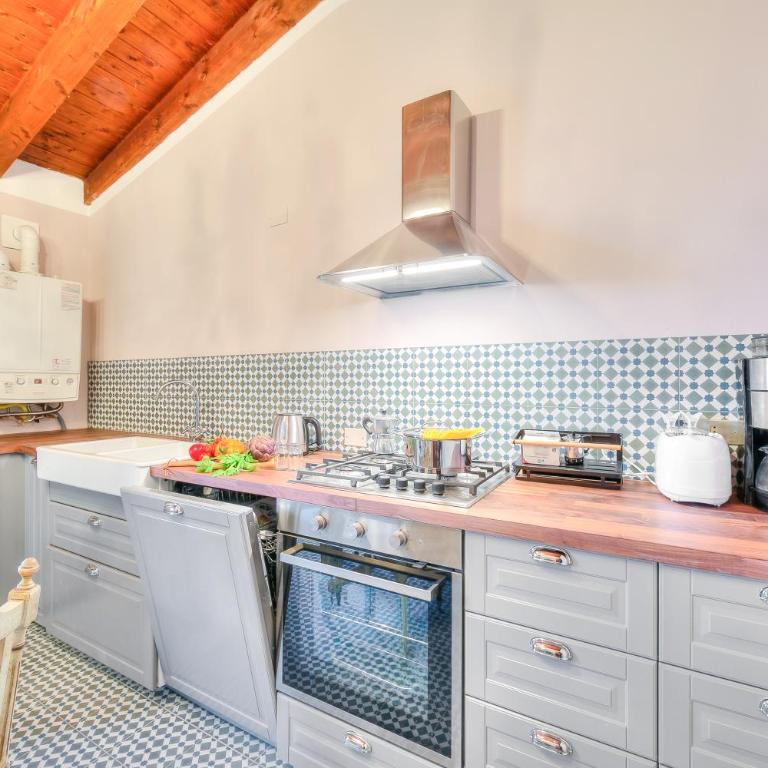 Laetitia Salò-Historic center near Lake - Happy Rentals - Appartamento con 2 Camere da Letto - 5