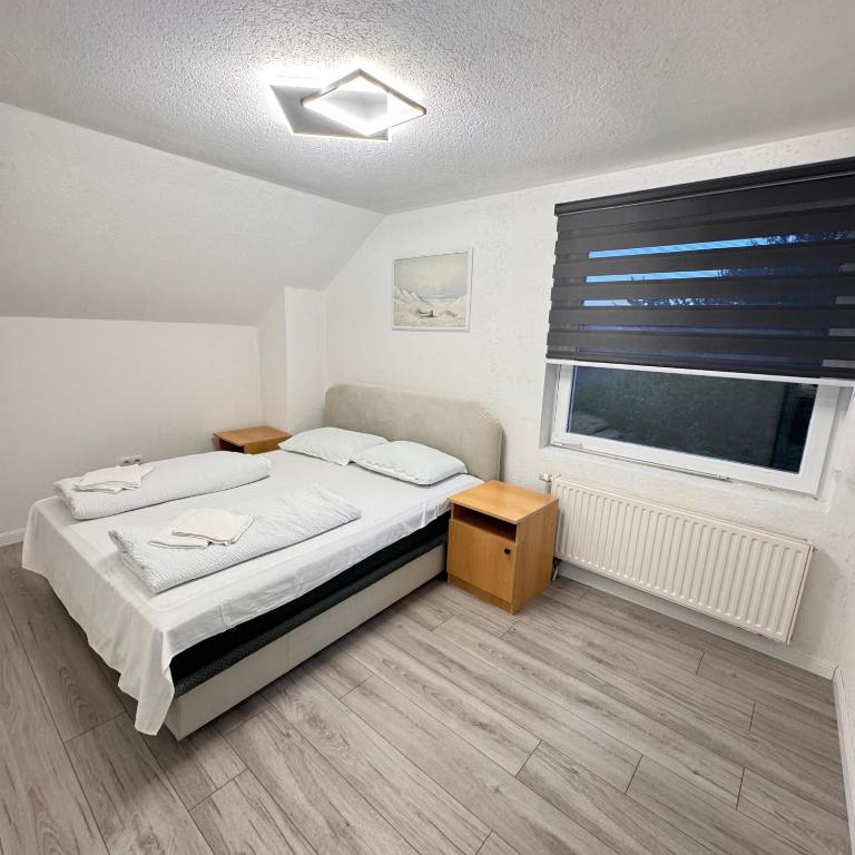 Villa RELAX Miševići - Vila sa 3 Spavaće Sobe - 14