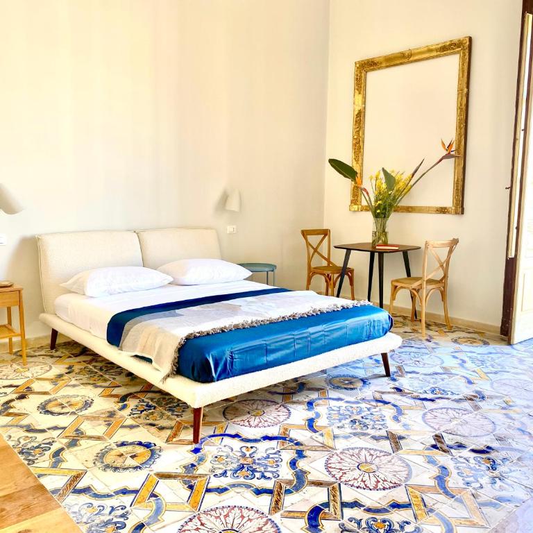Palazzo 700 - Deluxe Suite with Sea View - 2