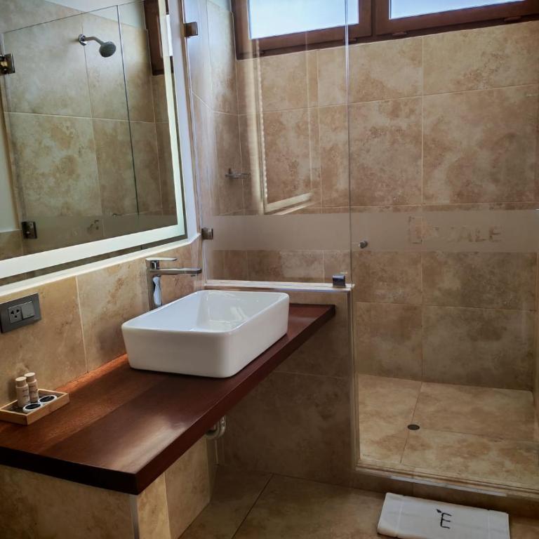 Muña Hotel Andahuaylas - Deluxe Queen Room - 3