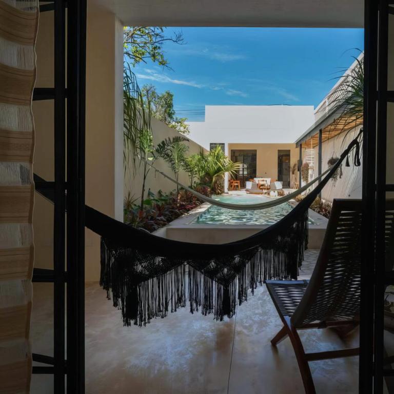 Luxury Heaven in Merida Poolside Bliss in La Ermita - Four-Bedroom House - 54