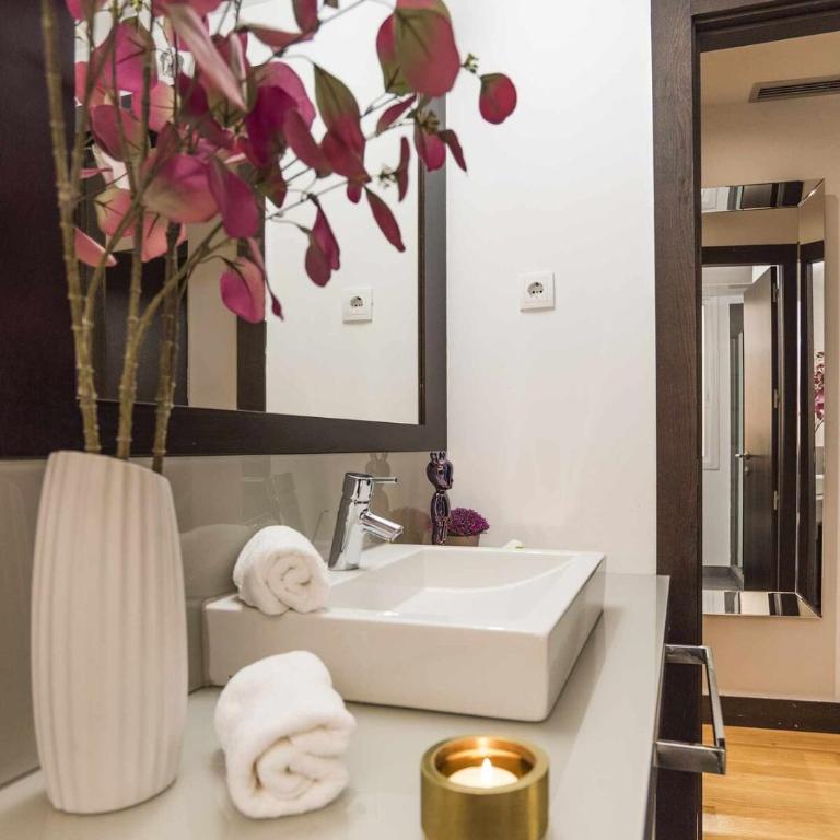 Prado by SkyKey - Monthly rates available - Apartment - 23
