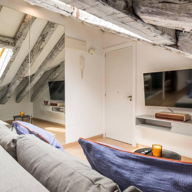 Estudio nuevo - Gran Via Tarifa Mensual disponible - Apartment - 29
