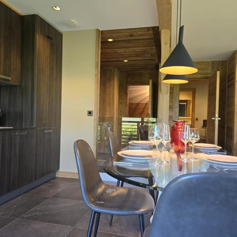Elegant 3 bedrooms apartment - Appartement - 10