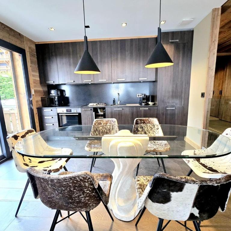 Elegant 3 bedrooms apartment - Appartement - 52