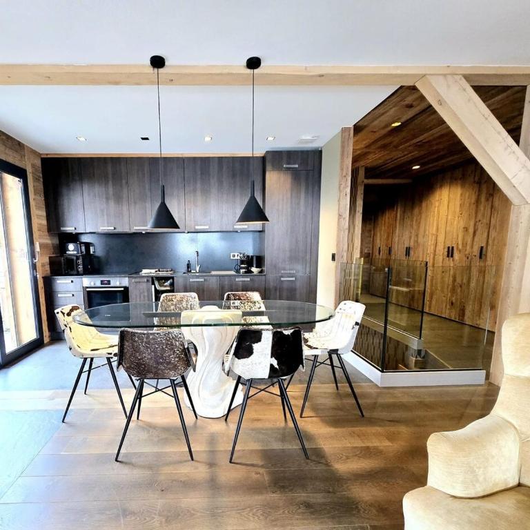 Elegant 3 bedrooms apartment - Appartement - 64