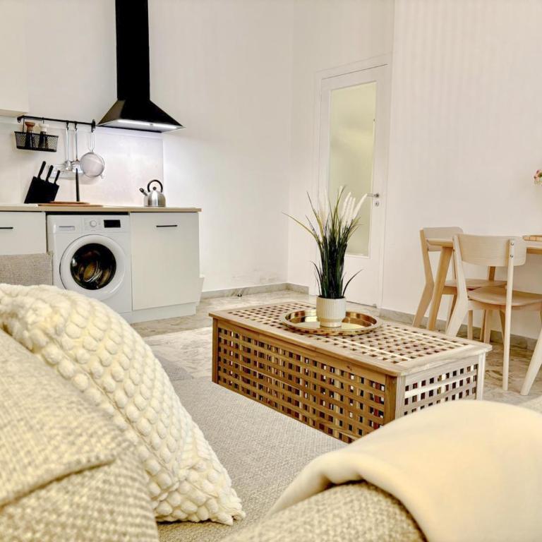 Old Town Lecce for Families - Walk Everywhere! - Two-Bedroom Apartment with View - 20
