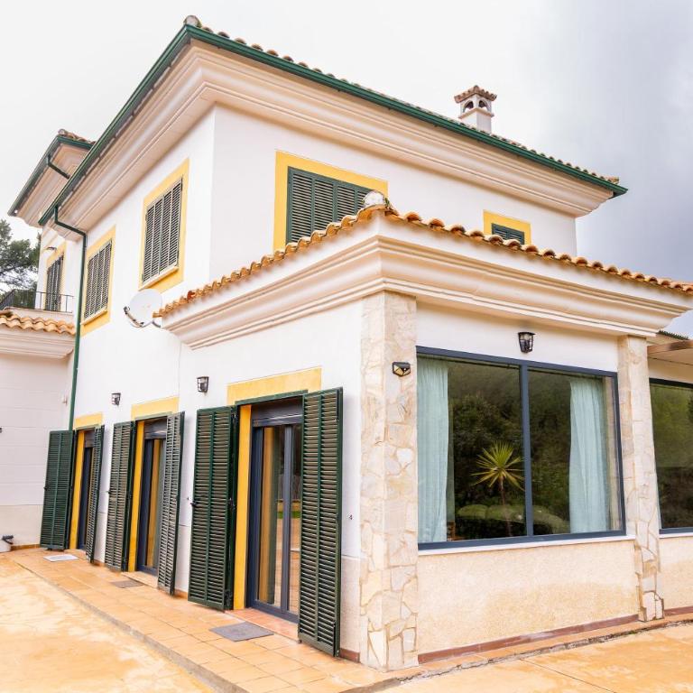 Villa con chimenea barbacoa y vistas panorámicas. - Villa - 59