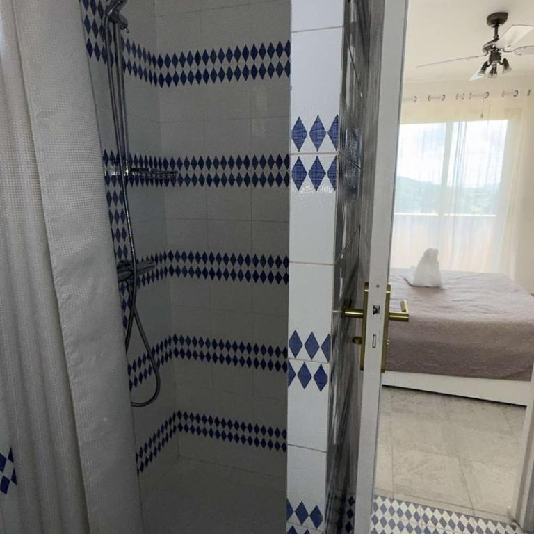 Villa 5P jardin Piscine wifi clim proche village Mouans sartoux et cannes - Casa de 4 dormitorios - 32