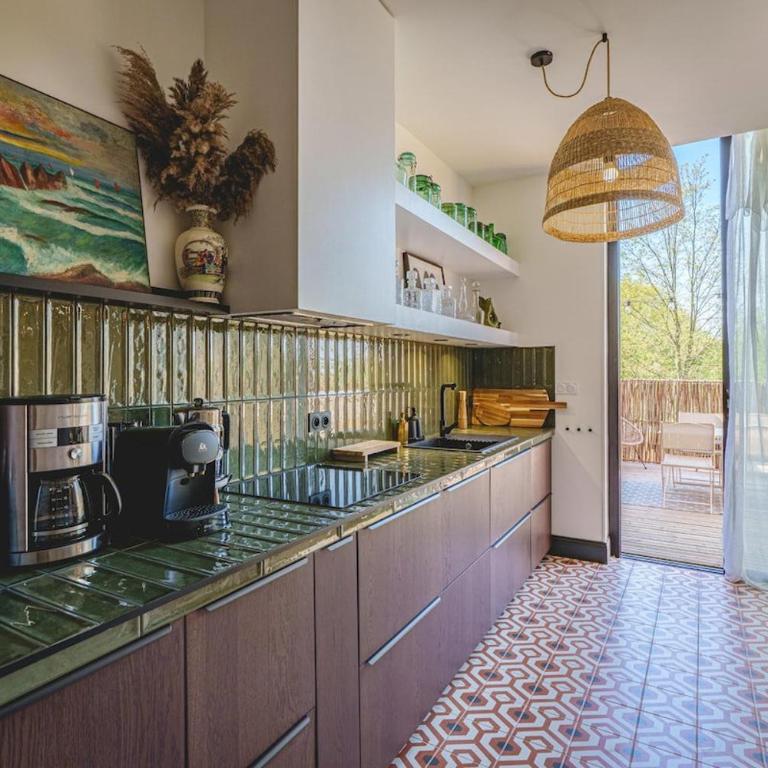 La Maison dAmbre-Jacuzzi-Sauna-Clim-4chambres - Maison de Vacances - 13