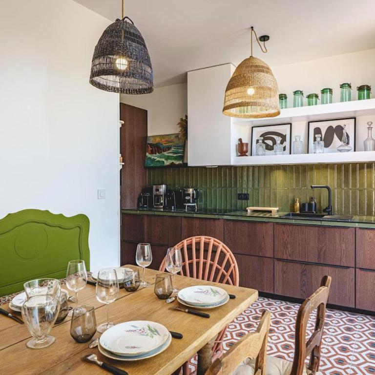 La Maison dAmbre-Jacuzzi-Sauna-Clim-4chambres - Maison de Vacances - 15