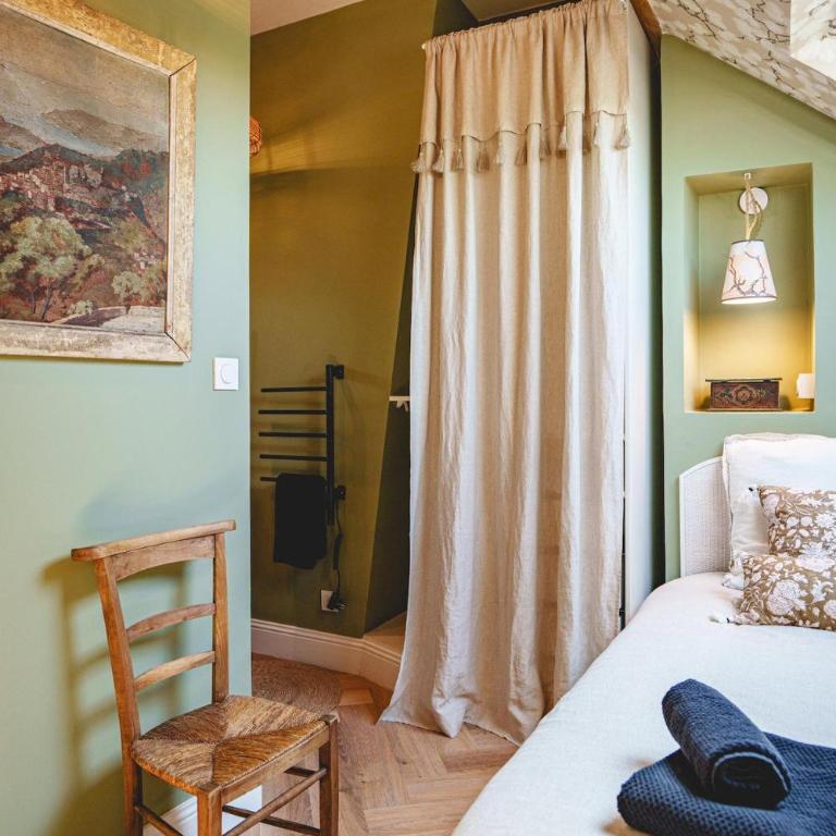 La Maison dAmbre-Jacuzzi-Sauna-Clim-4chambres - Maison de Vacances - 49