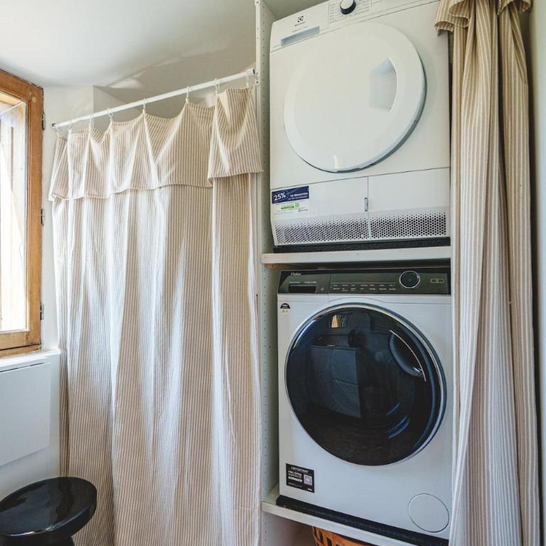 La Maison dAmbre-Jacuzzi-Sauna-Clim-4chambres - Maison de Vacances - 70