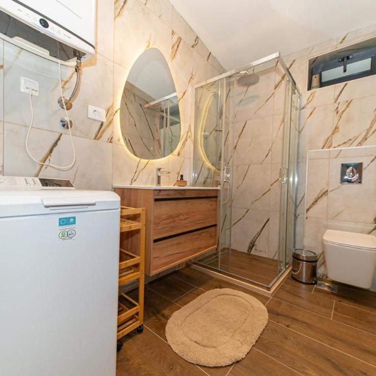 Guest House Luksic - Two-Bedroom House - 29