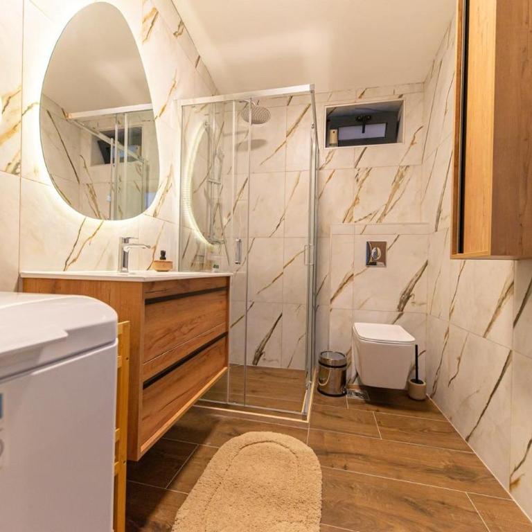 Guest House Luksic - Two-Bedroom House - 30
