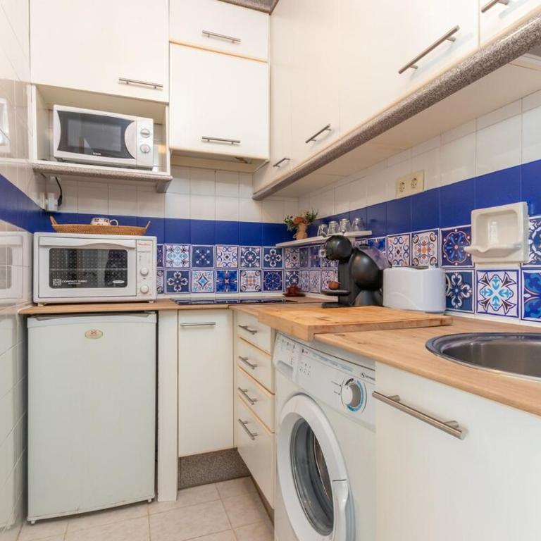 ¡A pie de todo Luz Balcón y Playa en Tossa - Apartamento - 5