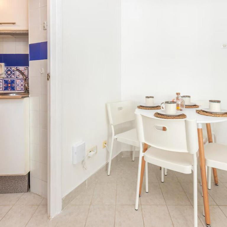 ¡A pie de todo Luz Balcón y Playa en Tossa - Apartamento - 29