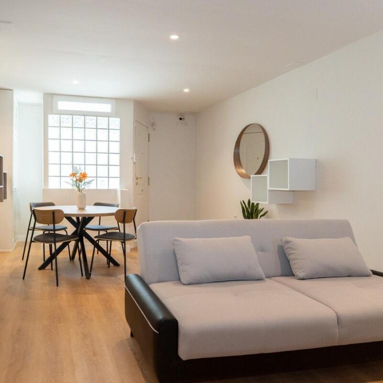 Sants centro: terraza y calma urbana - Apartamento - 1
