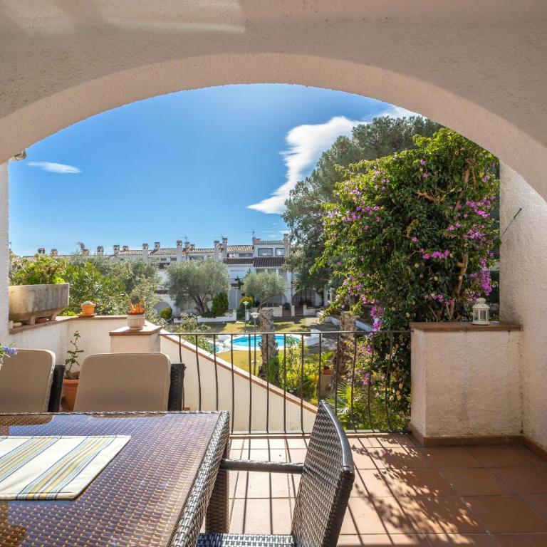 Sant Antoni: Casa Familiar con Piscina y Terraza - Appartamento - 1