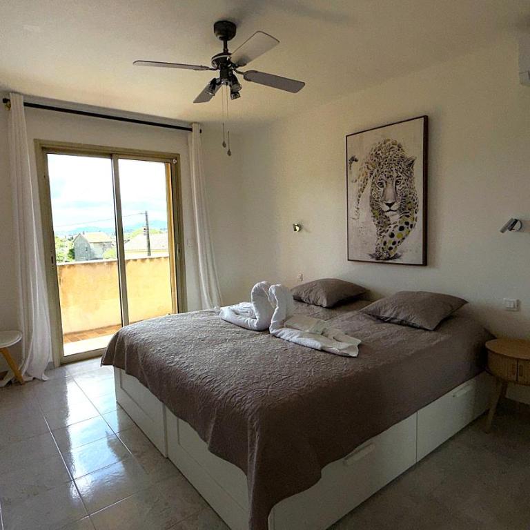 Villa 5P jardin Piscine wifi clim proche village Mouans sartoux et cannes - Casa de 4 dormitorios - 54