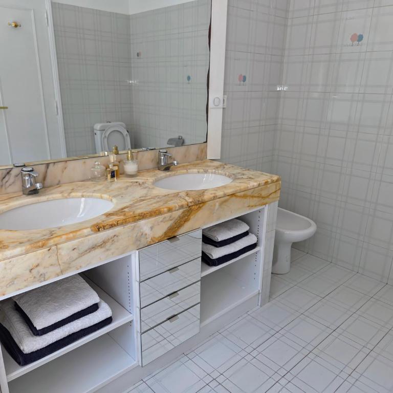 Villa 5P jardin Piscine wifi clim proche village Mouans sartoux et cannes - Casa de 4 dormitorios - 71