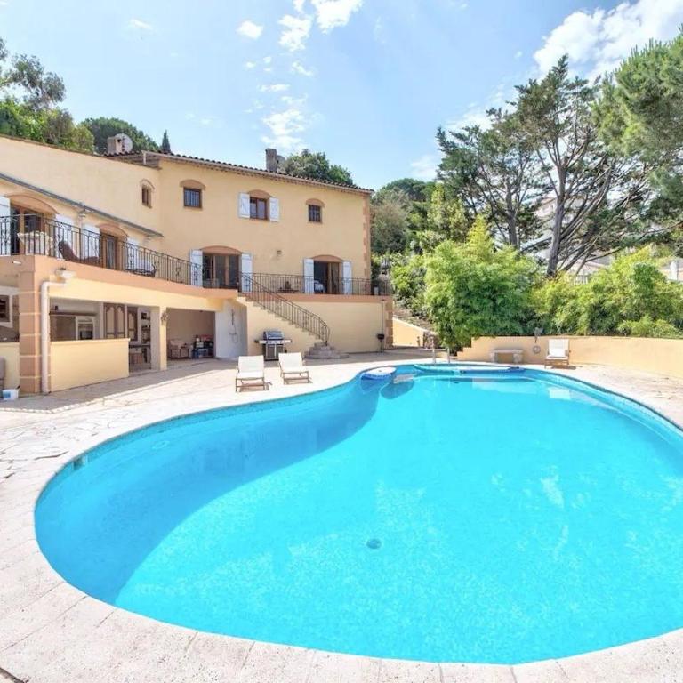 Villa de Prestige avec Piscine et Grand jardin - Villa - 18