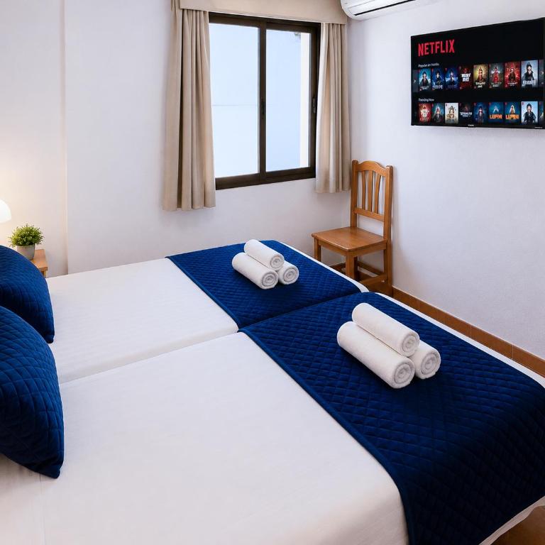 Sun Serramar Boutique Hostal - Habitación Doble con baño compartido - 2 camas - 1