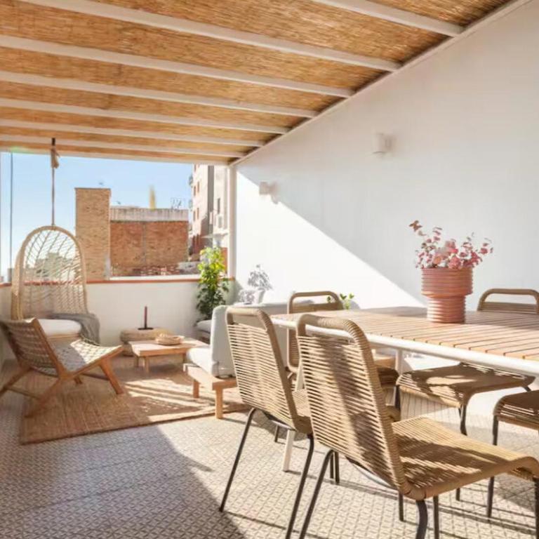 Ht- from BCN to heaven - Casa - 5